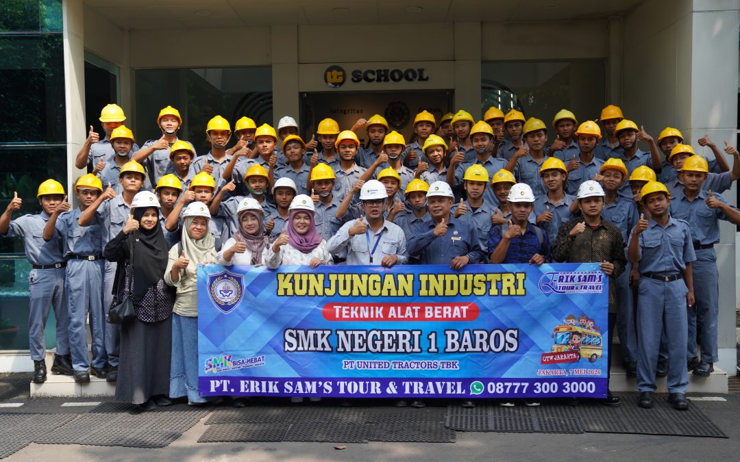 UT School Hosts Industrial Visit from SMKN 1 Baros, Expanding Knowledge of the Heavy Equipment Industry